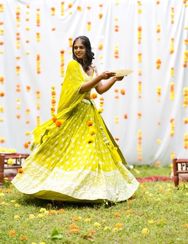 Parrot Bridal Lehnga - Image 2