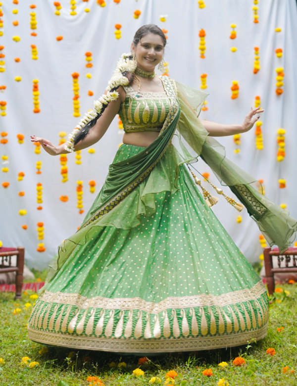 Mehndi Bridal Lehnga - Image 3