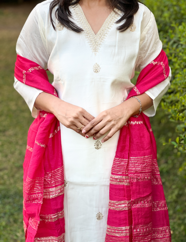 White Kurta Set - Image 2