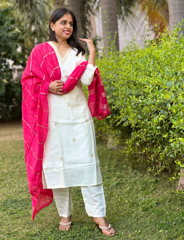 White Kurta Set - Image 4