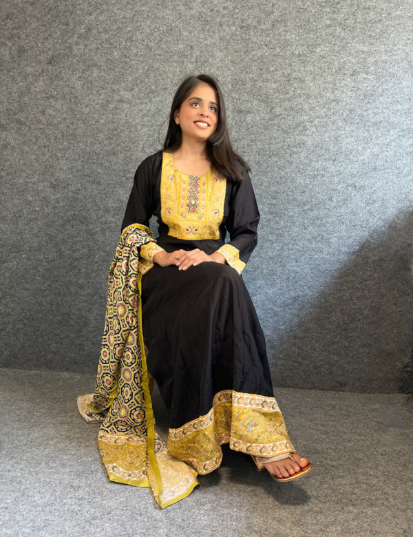 Black anarkali Kurta Set