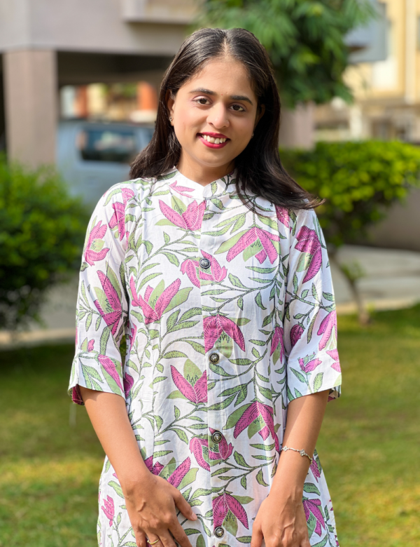 Stand Patti Kurti - Image 5